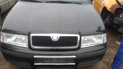 Dezmembrez Skoda Octavia 1 motor1.8 20v benzina !