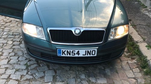 Dezmembrez Skoda Octavia 2.0 BKD 140 cp