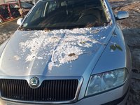 Dezmembrez skoda octavia 2 1.9 tdi 105 cai an 2010