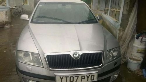 Dezmembrez skoda octavia 2 -1.9 TDI