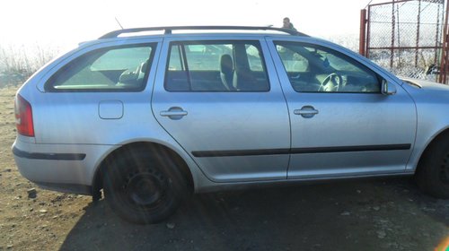 Dezmembrez Skoda Octavia 2 1,9 TDI