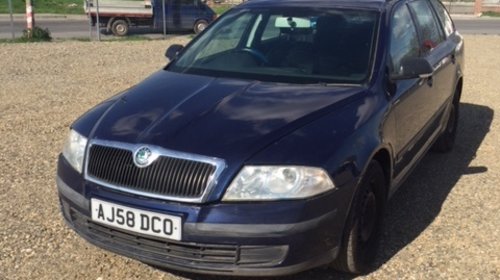 Dezmembrez Skoda Octavia 2 1,9dti an 2007,albastru