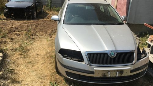 Dezmembrez Skoda Octavia 2 1.9 tdi 5 trepte B