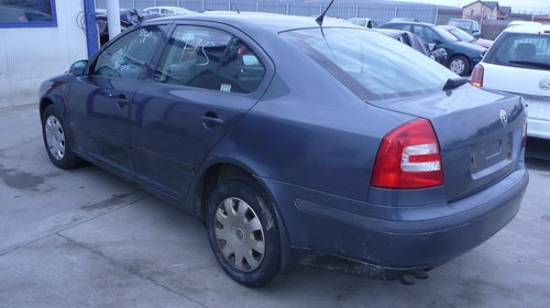 Dezmembrez skoda octavia 2 2.0 tdi 140cp