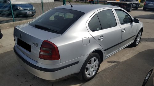 Dezmembrez Skoda Octavia 2 2007 1.9tdi