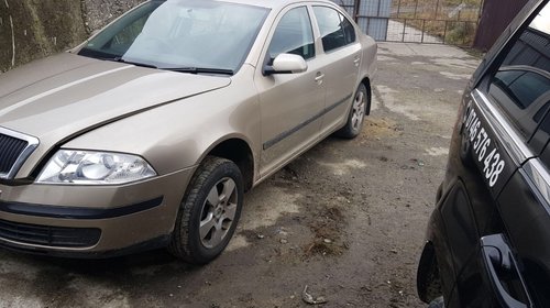 Dezmembrez Skoda Octavia 2 an 2006 motor 2.0 