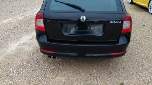 Dezmembrez Skoda Octavia 2 combi facelift an 2010 tip motor BMM 103 kw