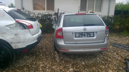 Dezmembrez Skoda Octavia 2 Facelift, 1.6 TDI 77 KW, motor CAY, 2012, 40000km!