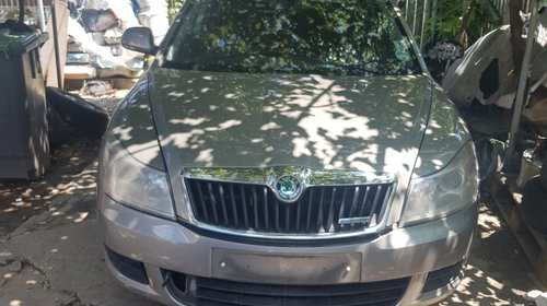 Dezmembrez Skoda Octavia 2 Facelift 1.6 TDI C