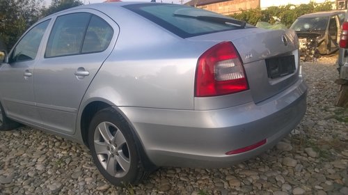 Dezmembrez Skoda Octavia 2 Facelift, 1.9 TDI 77kw motor BXE, din 2010