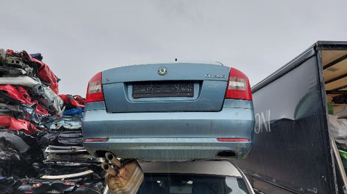 Dezmembrez Skoda Octavia 2 facelift