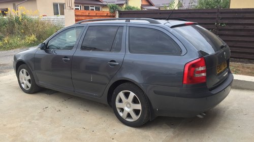 Dezmembrez Skoda Octavia 2 Kombi 1.9 tdi cod motor BXE