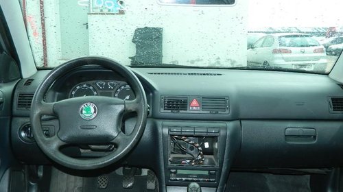 Dezmembrez Skoda Octavia 2000-2004