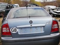 Dezmembrez SKoda Octavia 2002 1,6B