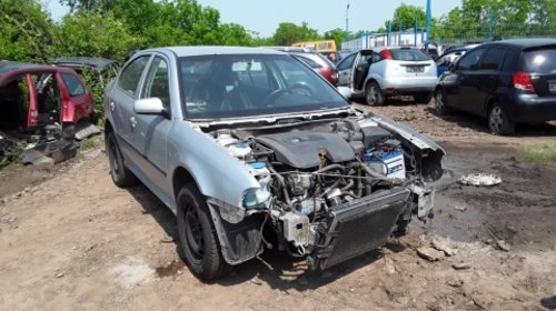 Dezmembrez Skoda Octavia, an 2004, motorizare