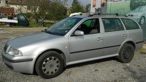 Dezmembrez Skoda Octavia I, 2002