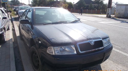 DEZMEMBREZ SKODA OCTAVIA I DIN 2006