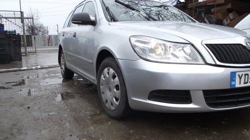 Dezmembrez skoda octavia II 2009 facelift break 1.9tdi cod BXE