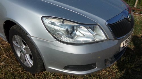 Dezmembrez Skoda Octavia II combi 1.9 tdi 105