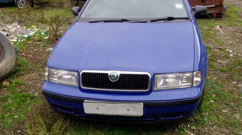 Dezmembrez Skoda Octavia