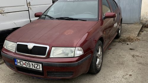 Dezmembrez Skoda Octavia 1\1.8SLX\2000