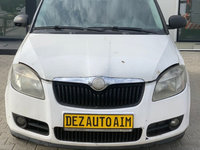 Dezmembrez Skoda PRAKTIK cod motor BZG 51 KW an 2009 volan stanga