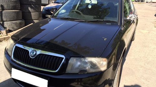 Dezmembrez Skoda Superb 1.9 tdi DIN 2007