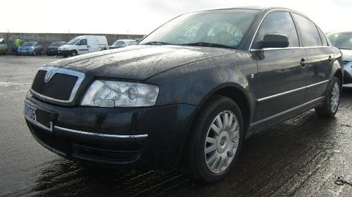 Dezmembrez Skoda Superb 2.0tdi