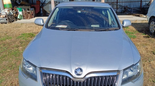 Dezmembrez SKODA SUPERB 2 FACELIFT Motor 1.6 