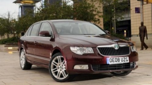 Dezmembrez Skoda Superb berlina, break