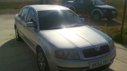 Dezmembrez Skoda Superb