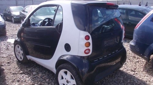 Dezmembrez Smart City-Coupe ,an 2000