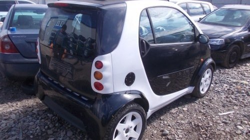 Dezmembrez Smart City-Coupe ,an 2000