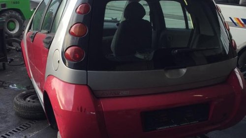 Dezmembrez smart forfour 