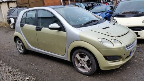 Dezmembrez Smart Forfour 1.1 55kw 75cp 2004