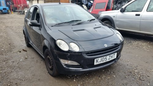 Dezmembrez Smart Forfour 1.1 55kw 75cp 2006