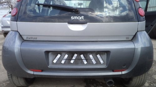 Dezmembrez Smart Forfour an fabricatie 2005: motor 1499 cc