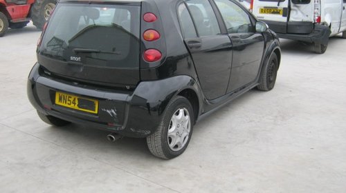 Dezmembrez Smart ForFour din 2004, 1.1b