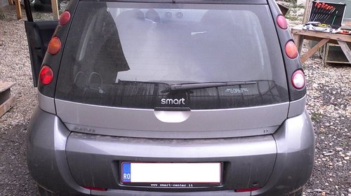 Dezmembrez Smart Forfour