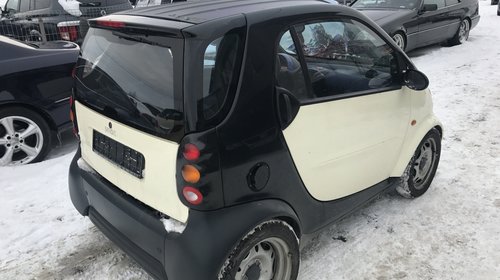 Dezmembrez Smart fortwo 0,6 i an fabricatie 2000