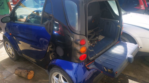 Dezmembrez Smart Fortwo 1999 CUEU 0,6