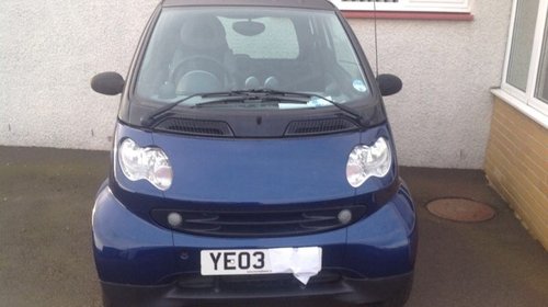 Dezmembrez smart fortwo\700b\semiautomat\2003