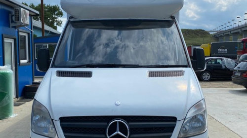 Dezmembrez Sprinter 313 2.2Cdi Bi-Turbo 646986 Euro 4