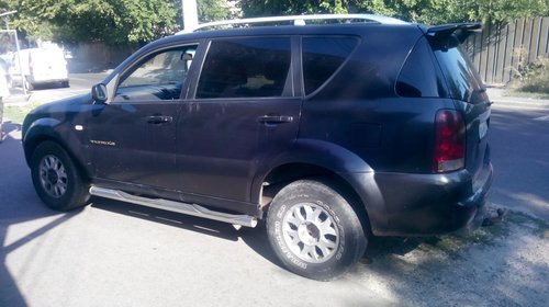 Dezmembrez Ssangyong Rexton 2.7xdi din 2004