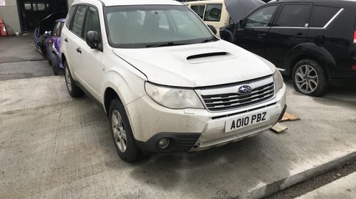 Dezmembrez Subaru Forester