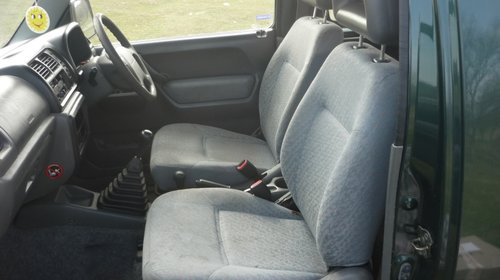 Dezmembrez Suzuki Jimny, 1.3 benzina, 4x4, an 2001