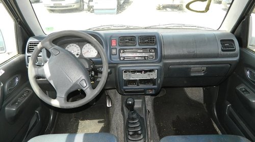 Dezmembrez Suzuki Jimny , 1998-2005 , motor 1.3 Benzina