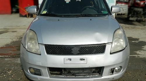 Dezmembrez Suzuki Swift din 2005