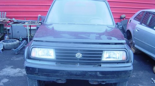 Dezmembrez Suzuki Vitara 1992 1.6 benzina