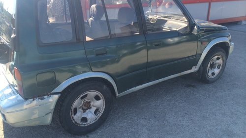 Dezmembrez Suzuki Vitara 2,0 tdi 1998